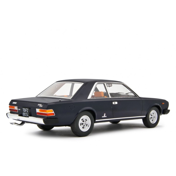 Fiat 130 Coupe 1971 blue, Laudoracing-Model 1/18 scale