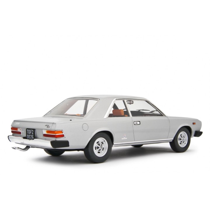 Fiat 130 Coupe 1971 silver, Laudoracing-Model 1/18 scale