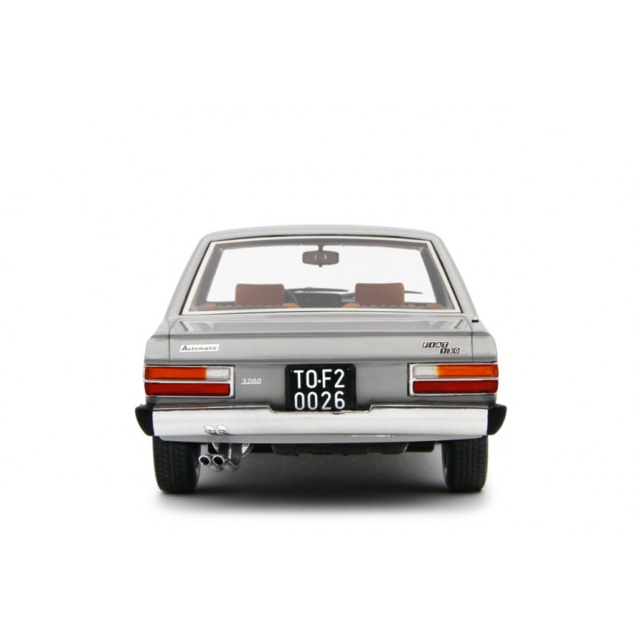 Fiat 130 Coupe 1971 stříbrná, Laudoracing-Model 1:18