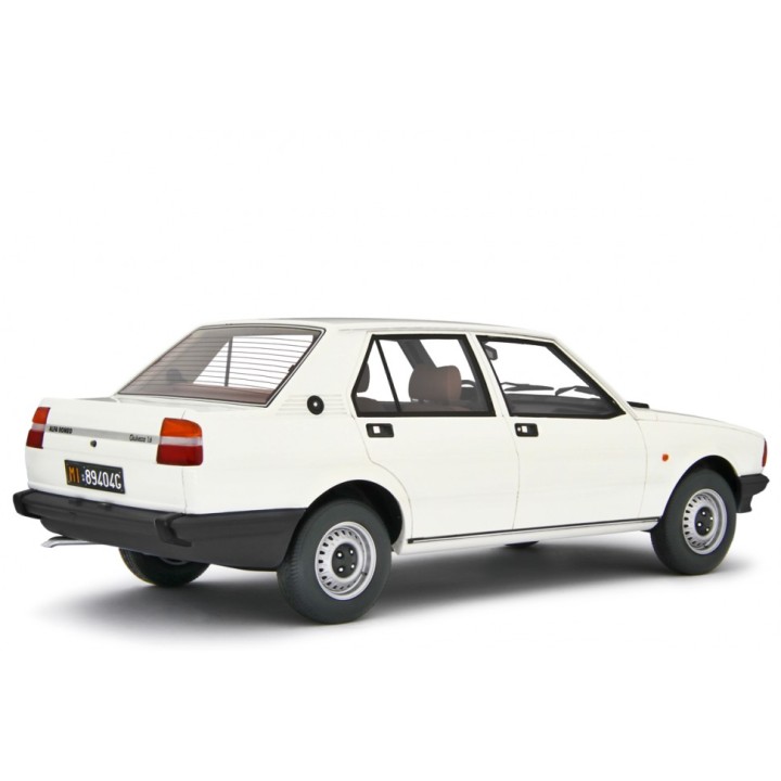 Alfa Romeo Giulietta 1.6 1980 white, Laudoracing-Model 1/18 scale