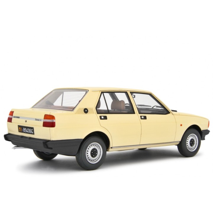 Alfa Romeo Giulietta 1.6 1980 beige, Laudoracing-Model 1/18 scale