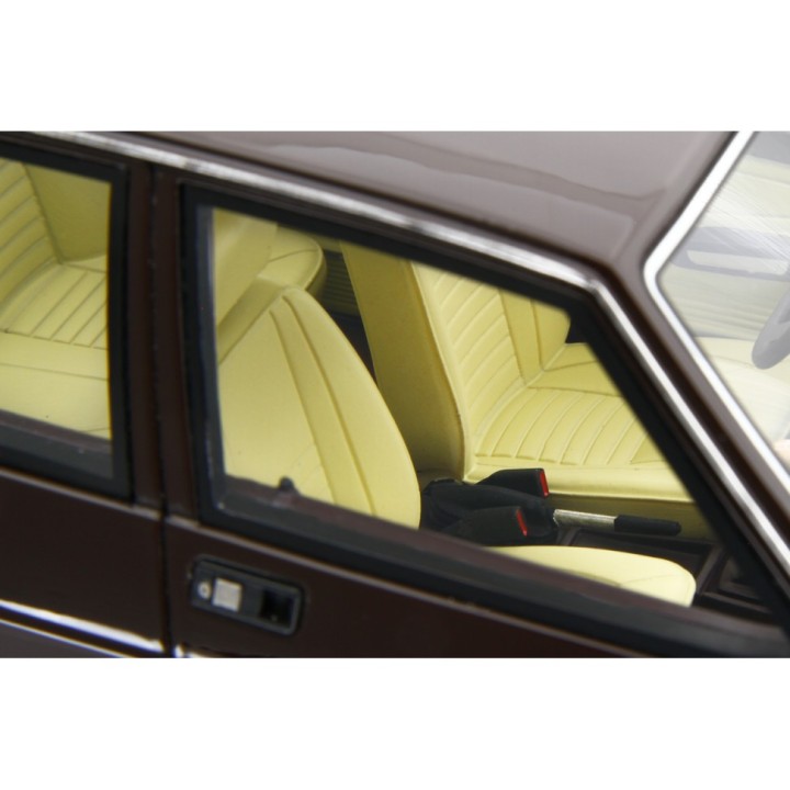 Alfa Romeo Giulietta 1.6 1980 brown, Laudoracing-Model 1/18 scale