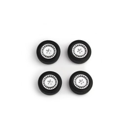 Set wheels for Alfa Romeo 75 silver, Laudoracing Model 1/18 scale