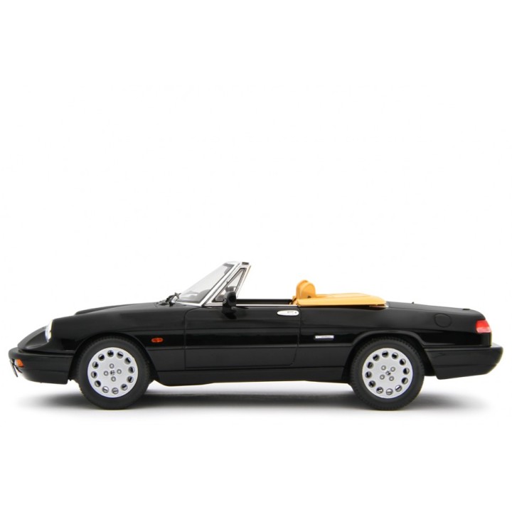 Alfa Romeo Spider 1.6 - 2.0i 1990 black, Laudoracing-Model 1/18 scale
