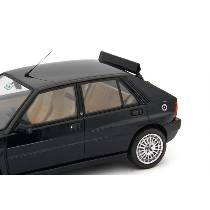 Lancia Delta HF Integrale Evo II 1992 blue, Laudoracing-Model 1/18 scale