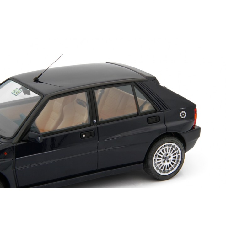 Lancia Delta HF Integrale Evo II 1992 blue, Laudoracing-Model 1/18 scale