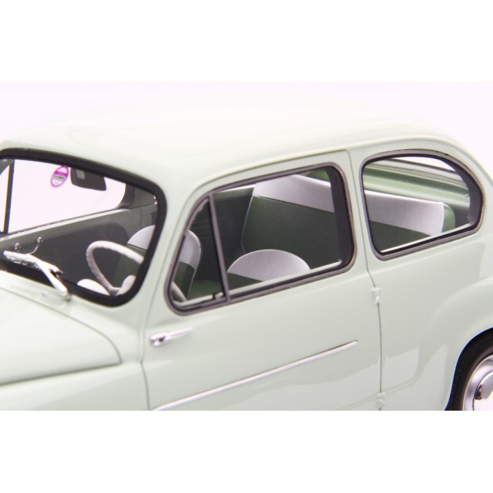 Fiat 600D Berlina 1960 green, Laudoracing-Model 1/18 scale