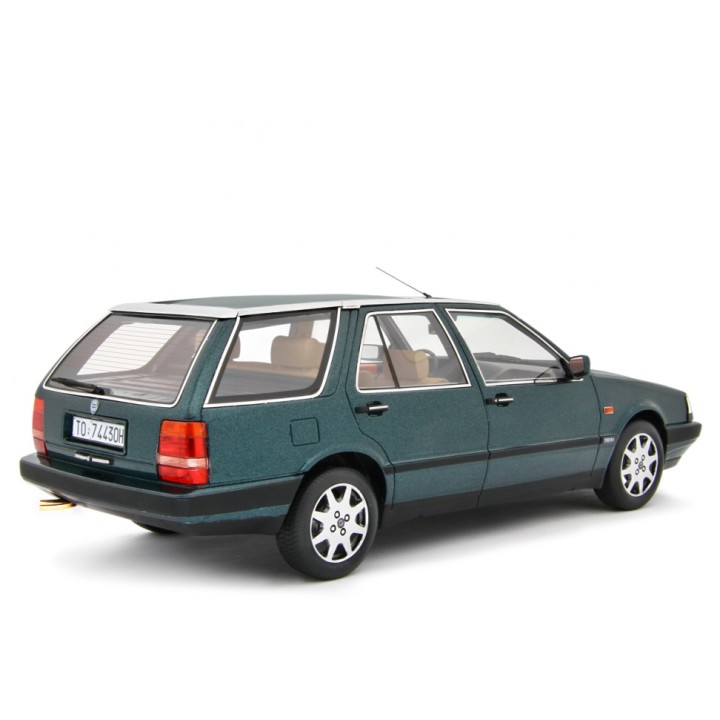 Lancia Thema Station Wagon T.D. 1988 blue, Laudoracing-Model 1/18 scale