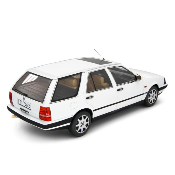Lancia Thema Station Wagon T.D. 1988 silver, Laudoracing-Model 1/18 scale