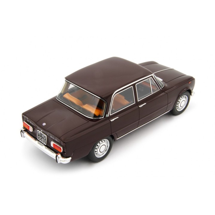 Alfa Romeo Giulia Super 1969 vínová, Laudoracing-Model 1:18