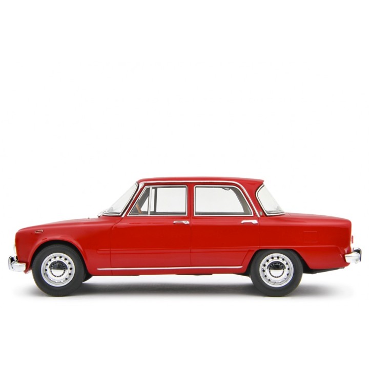 Alfa Romeo Giulia Super 1969 red, Laudoracing-Model 1/18 scale