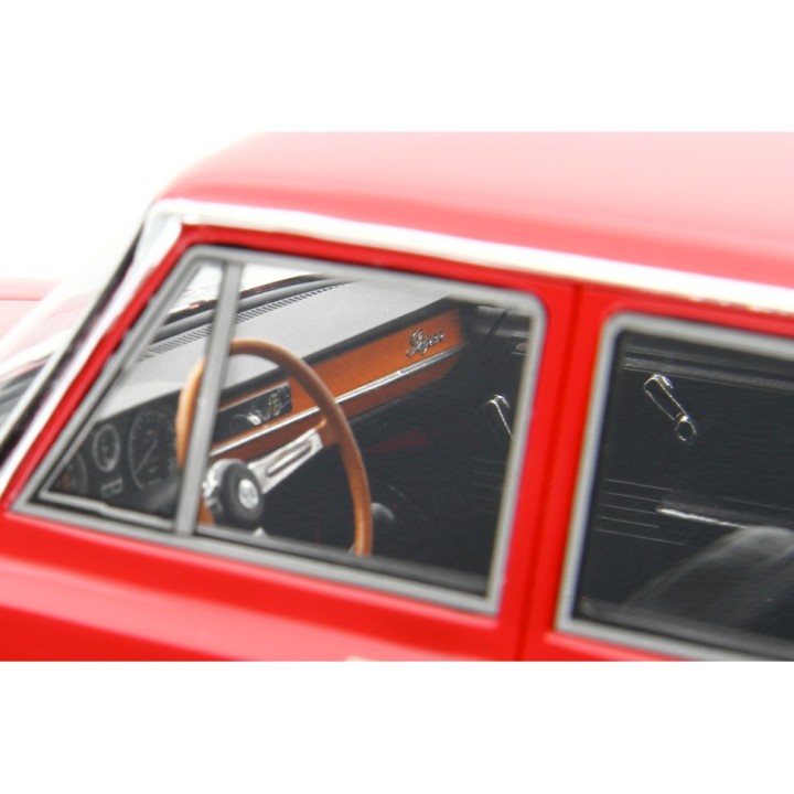 Alfa Romeo Giulia Super 1969 red, Laudoracing-Model 1/18 scale