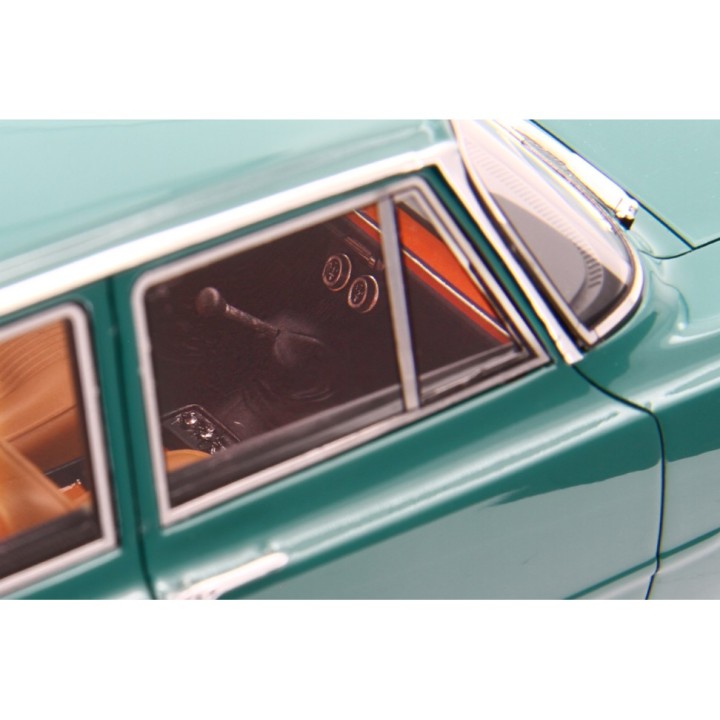 Alfa Romeo Giulia Super 1969 green, Laudoracing-Model 1/18 scale
