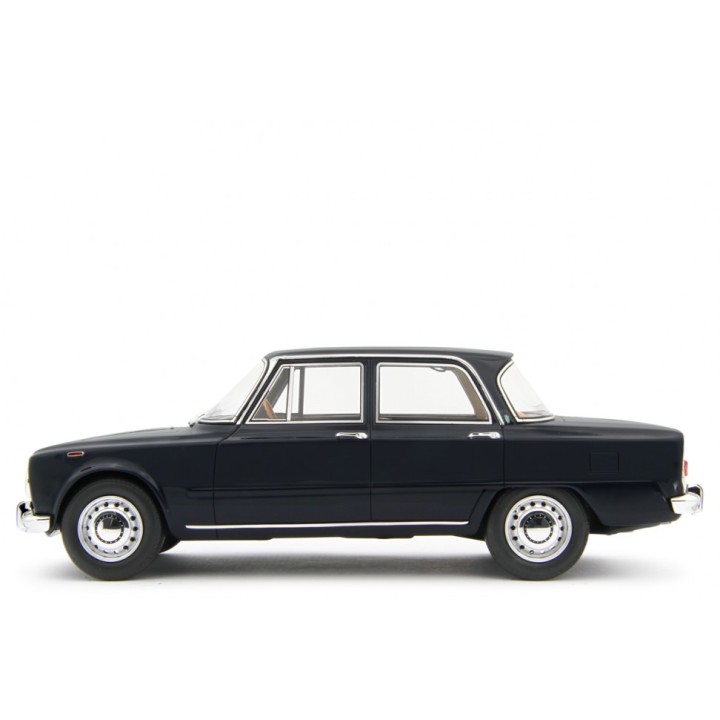 Alfa Romeo Giulia Super 1969 blue, Laudoracing-Model 1/18 scale
