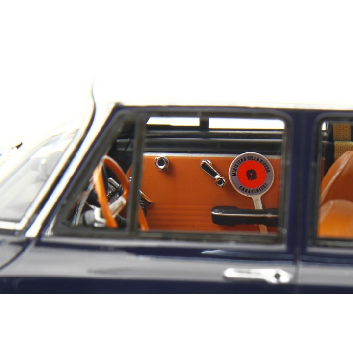 Alfa Romeo Giulia Super Carabinieri 1969 blue, Laudoracing-Model 1/18 scale