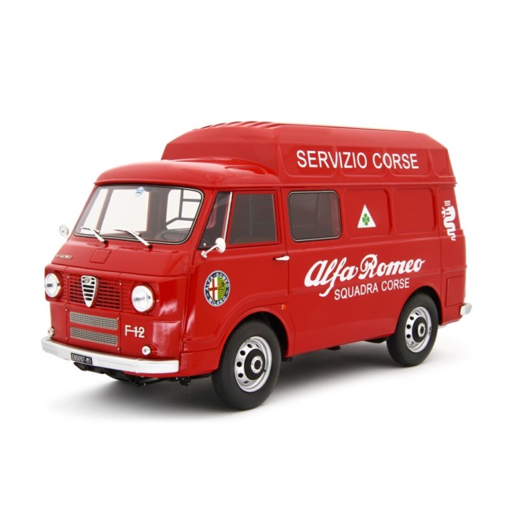 Alfa Romeo F12 Autocarro Tetto Sopralzato Servizio Corse 1967 červená, Laudoracing-Model 1:18