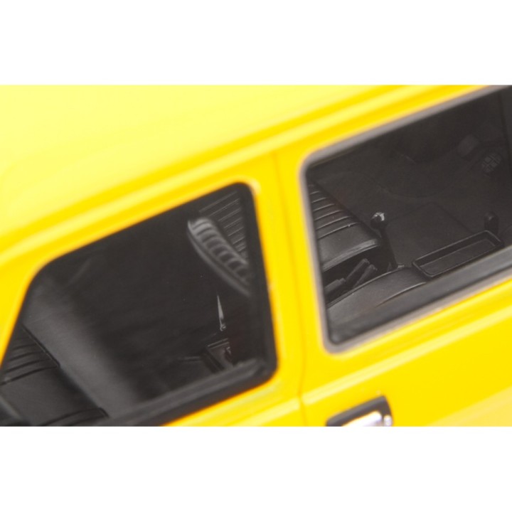 Fiat 126 Base 1976 yellow, Laudoracing-Model 1/18 scale