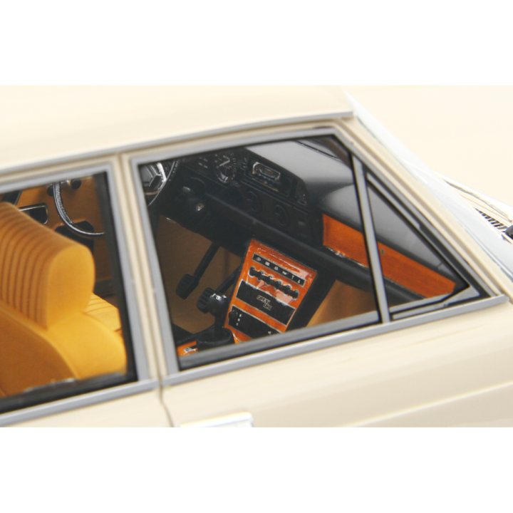 Fiat 130 Coupe 1971 beige - model cars by Laudoracing-Model 1/18