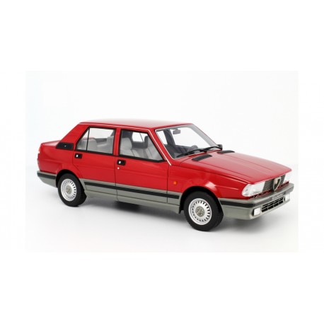 Alfa Romeo Giulietta 2.0 1984 barva červená, Laudoracing-Model 1:18